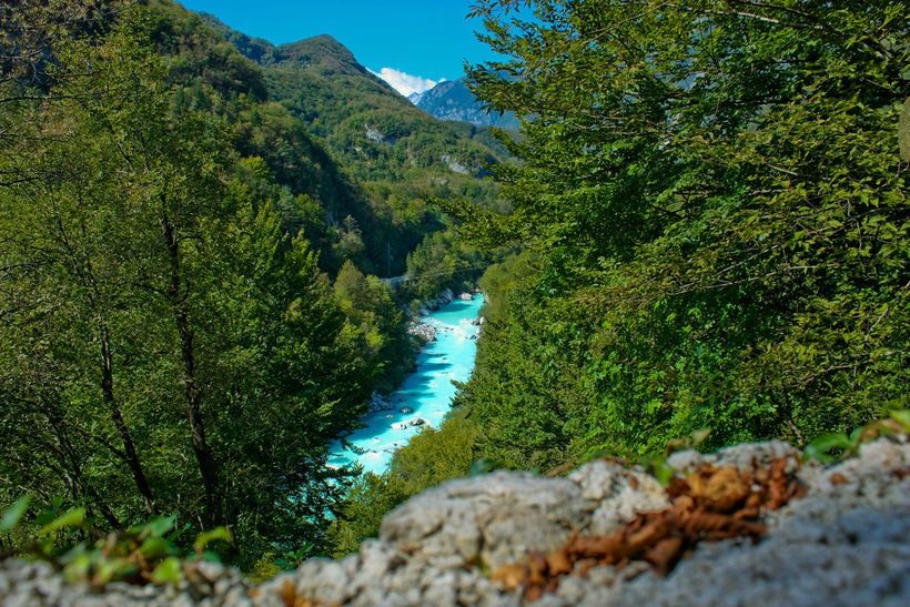 Блог - Самая чистая и светлая река Соча, с водой цвета неба Самая чистая и светлая река Соча, с водой цвета неба