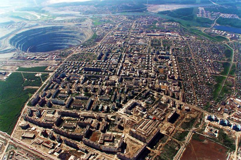 Блог - Заброшенная алмазная шахта «Мирная» Заброшенная алмазная шахта «Мирная»