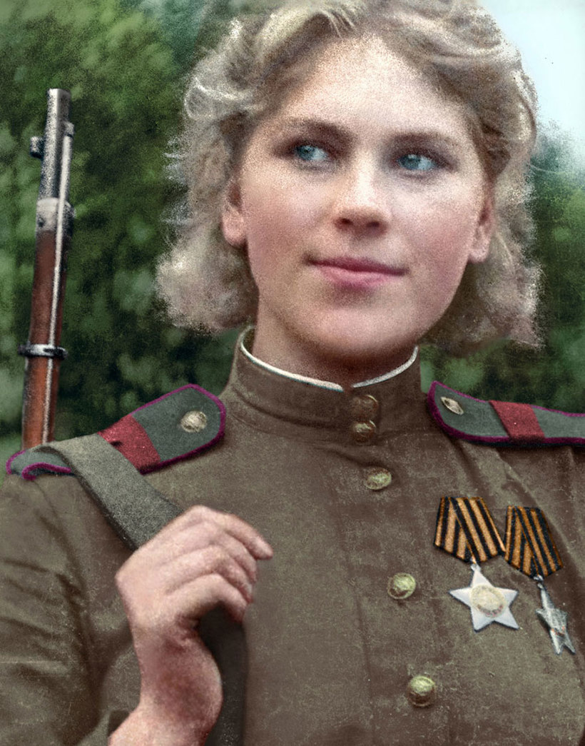 colorized-vintage-old-photos-russia-59-57220229c4cc7__880.jpg
