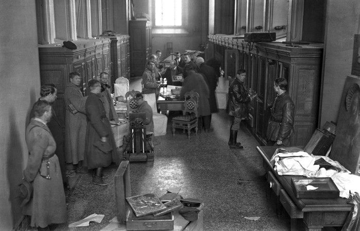 Блог - 24 самых интересных снимка, сделанных в Москве в период с 1918 по 1991 год 24 самых интересных снимка, сделанных в Москве в период с 1918 по 1991 год