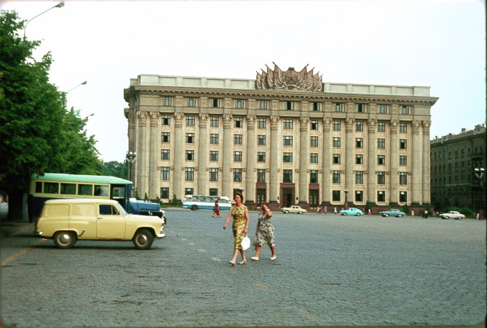 Блог - 11 любопытных фото, сделанных в 1964 году Жаком Дюпакье по пути из Курска в Донецк 11 любопытных фото, сделанных в 1964 году Жаком Дюпакье по пути из Курска в Донецк