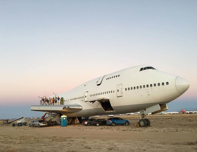 Блог - На культовом Burning Man самолет Boeing 747 превратили в самую большую арт-машину в истории На культовом Burning Man самолет Boeing 747 превратили в самую большую арт-машину в истории