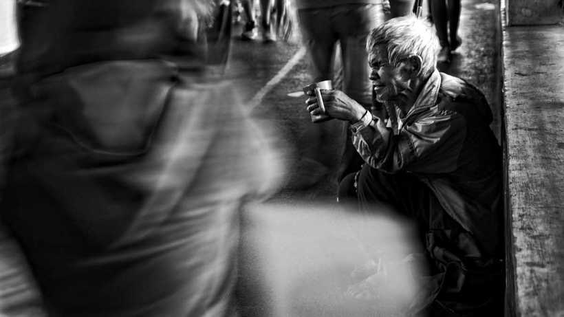 Блог - Жизнь на улицах: Лучшие фотографии бездомных со всего мира — 2016 Жизнь на улицах: Лучшие фотографии бездомных со всего мира — 2016