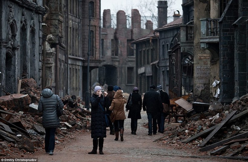 Блог - Декорации «Мосфильма» времен Второй мировой войны Декорации «Мосфильма» времен Второй мировой войны