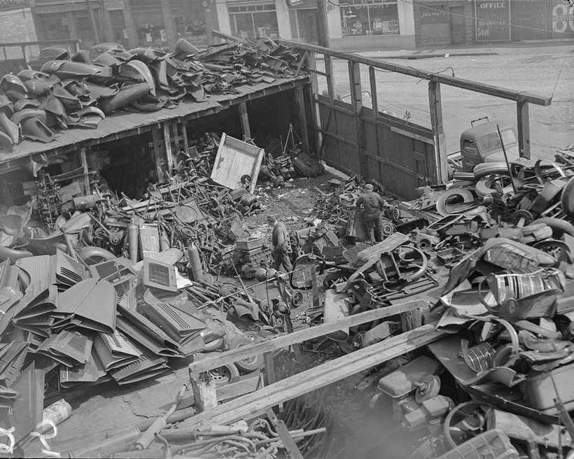 Блог - 1942 год: Как американцы собирали металлолом для военной промышленности 1942 год: Как американцы собирали металлолом для военной промышленности