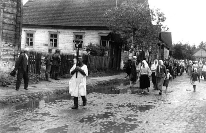 Блог - 19 снимков советской деревни, сделанных немецким фотографом в 1941-1943 годах 19 снимков советской деревни, сделанных немецким фотографом в 1941-1943 годах