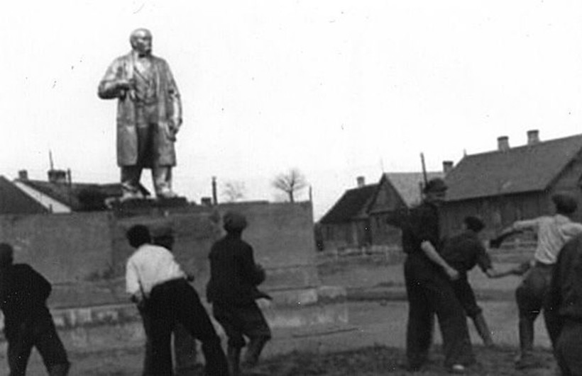 Блог - 19 снимков советской деревни, сделанных немецким фотографом в 1941-1943 годах 19 снимков советской деревни, сделанных немецким фотографом в 1941-1943 годах