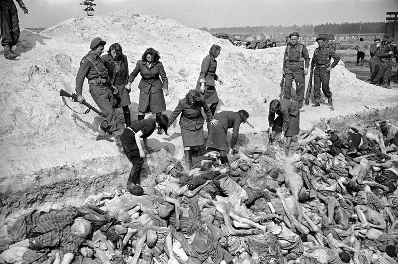 Блог - 15 редких фото, сделанных в фашистских лагерях смерти в последние дни войны 15 редких фото, сделанных в фашистских лагерях смерти в последние дни войны