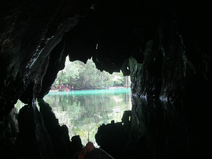 Подземная река Пуэрто-Принсеса — одно из самых фантастических мест на планете
