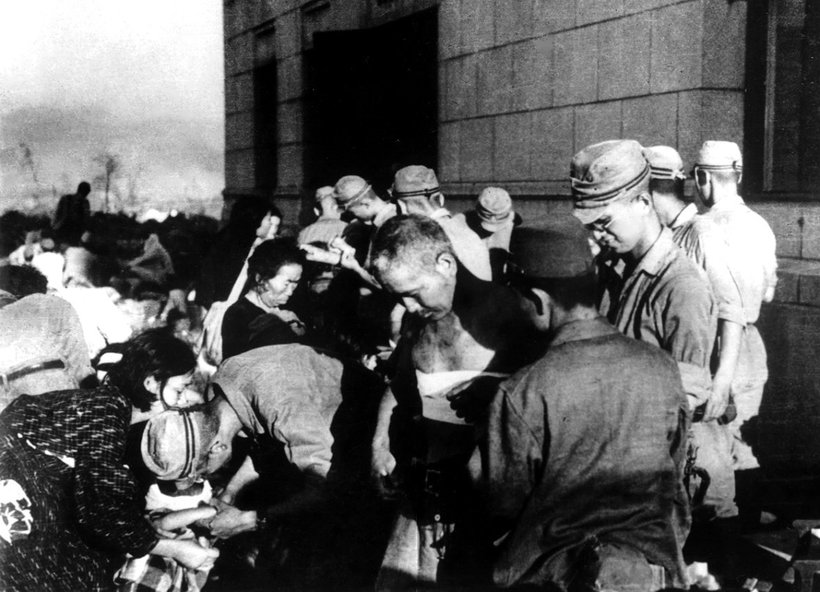 Блог - 14 жутких фото о трагедии в Хиросиме в 1945 году 14 жутких фото о трагедии в Хиросиме в 1945 году
