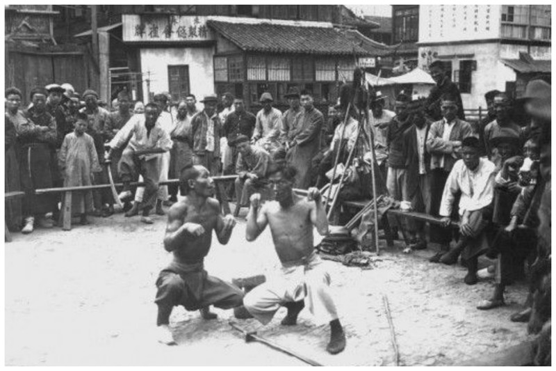 Блог - 22 правдивые фотографии, рассказывающие о жизни в Китае в начале прошлого века 22 правдивые фотографии, рассказывающие о жизни в Китае в начале прошлого века