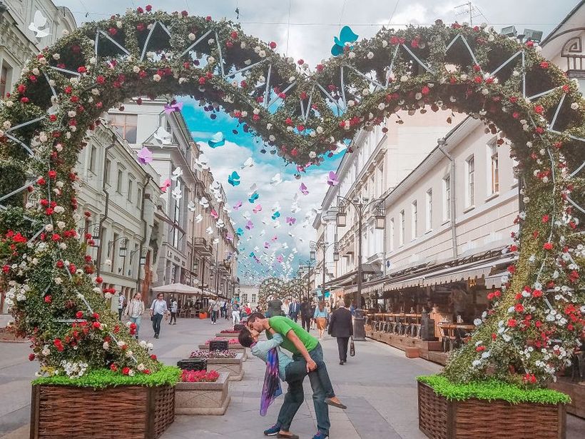 Блог - Влюбленные, которых разделяло 13000 км, делали одинаковое фото в разных уголках мира Влюбленные, которых разделяло 13000 км, делали одинаковое фото в разных уголках мира