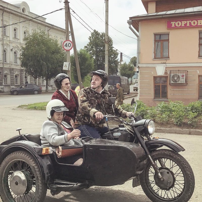 Блог - Печальные фото российской провинции, сделанные на iPhone социальным работником Печальные фото российской провинции, сделанные на iPhone социальным работником