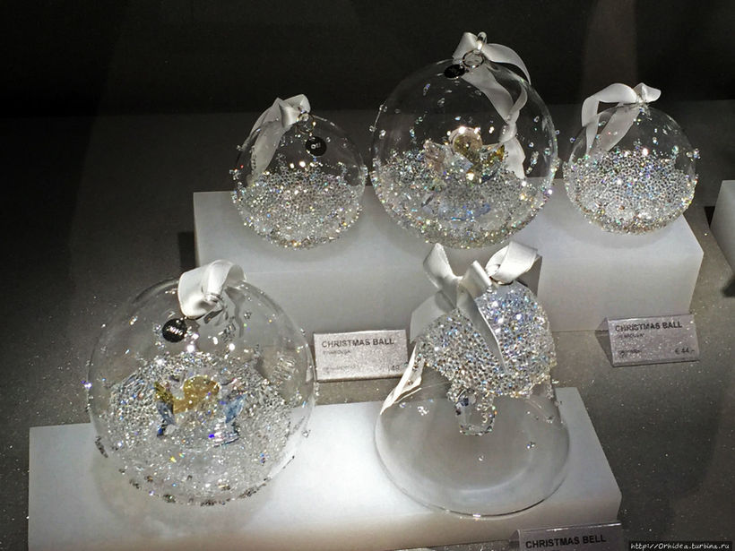 Блог - Искусственные кристаллы Swarovski: в чем секрет невероятного процветания компании Искусственные кристаллы Swarovski: в чем секрет невероятного процветания компании