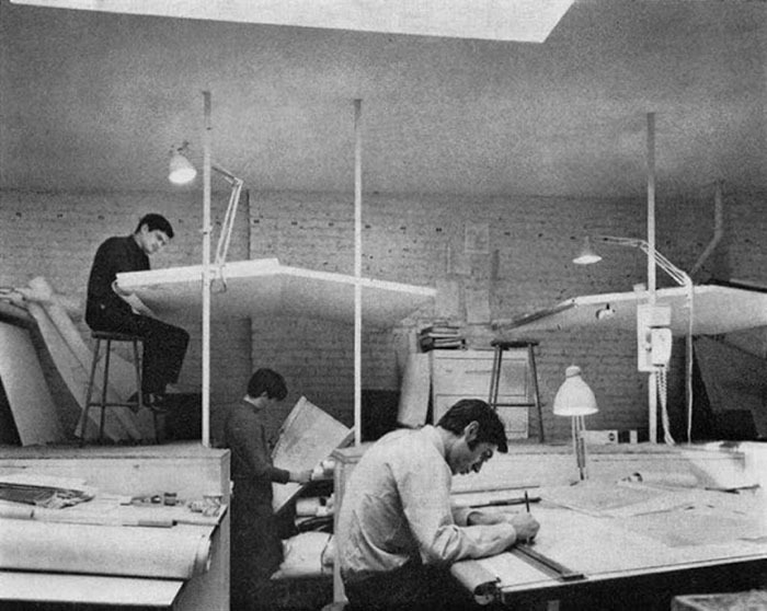 Блог - 19 винтажных фото о том, как работали люди до того, как появился AutoCAD 19 винтажных фото о том, как работали люди до того, как появился AutoCAD