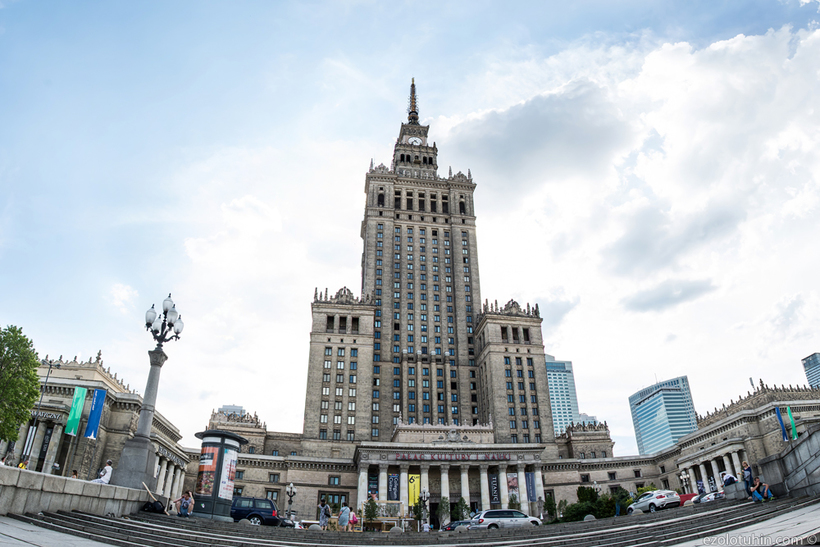 Блог - Гигантский памятник Советскому Союзу в центре Европы Гигантский памятник Советскому Союзу в центре Европы