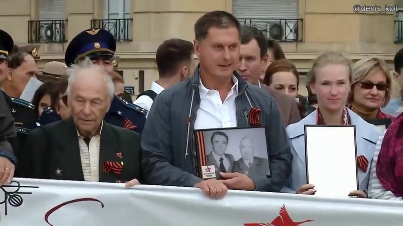 Блог - Видео: Как прошел «Бессмертный полк» в разных странах мира Видео: Как прошел «Бессмертный полк» в разных странах мира