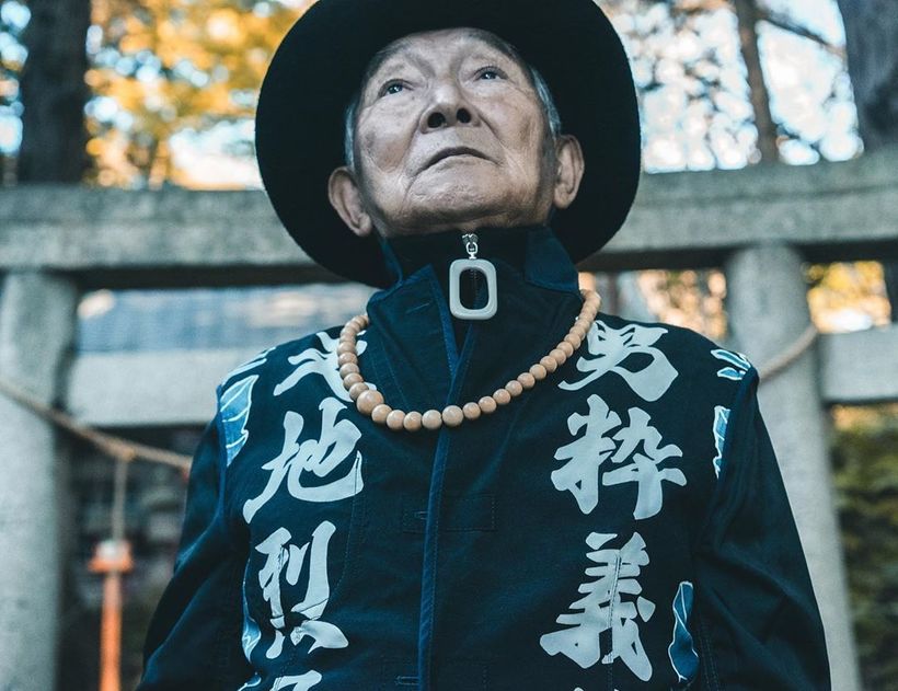Блог - 84-летний японец стал новой звездой Инстаграма, фотографируясь в одежде своего внука 84-летний японец стал новой звездой Инстаграма, фотографируясь в одежде своего внука