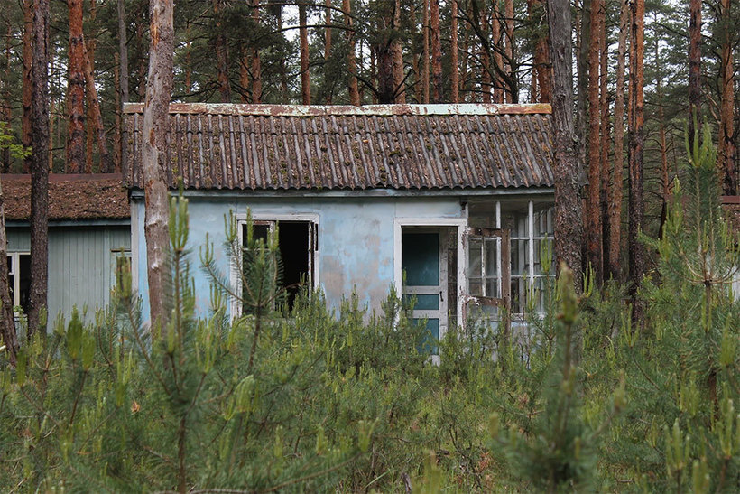 Блог - Фотографии из заброшенного детского летнего лагеря в Чернобыле Фотографии из заброшенного детского летнего лагеря в Чернобыле