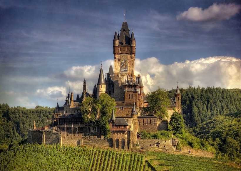 20 самых величественных и невероятных замков мира