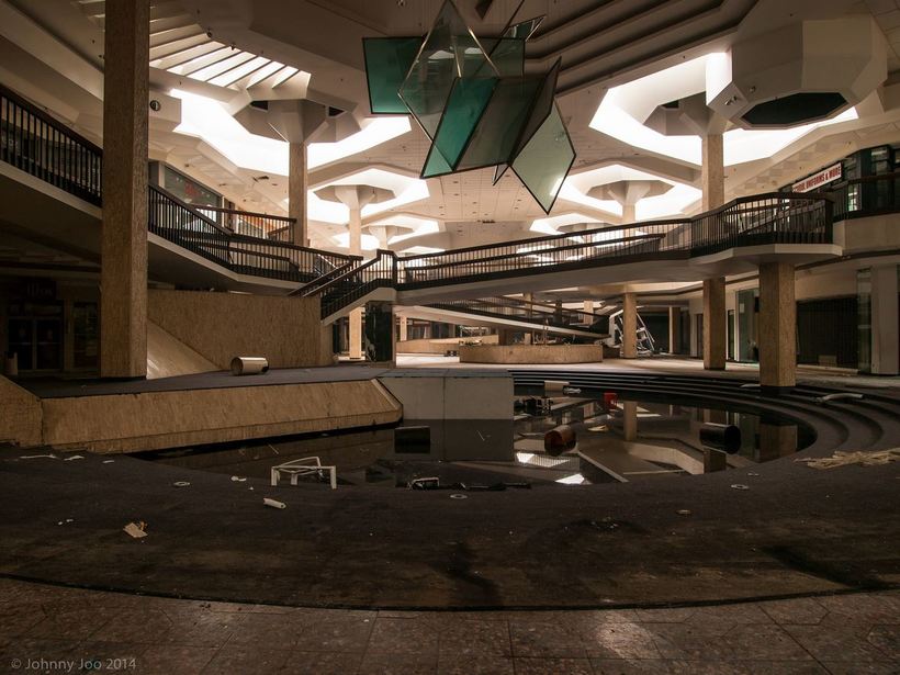 Заброшенные торговые центры — жутко и увлекательно