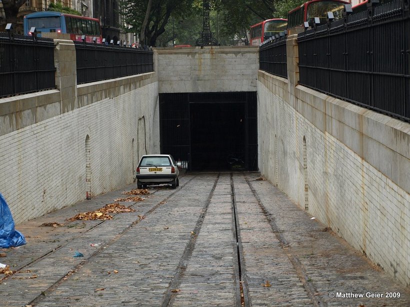 Заброшенные станции метро