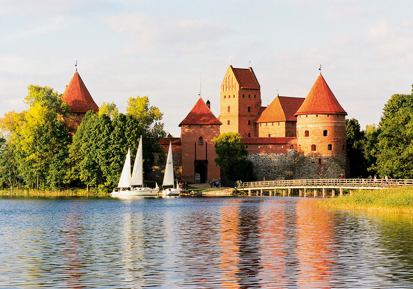 ​15 поразительных старинных замков со всего мира. Часть 1