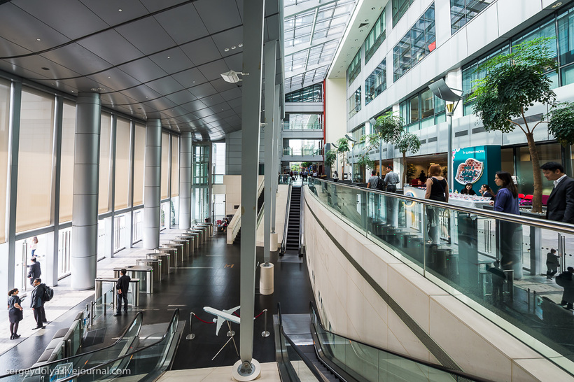 Как тренируют бортпроводников? 