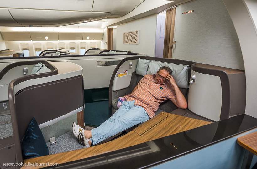 Как тренируют бортпроводников? 