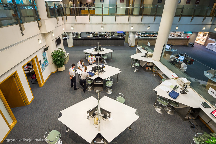 Как тренируют бортпроводников? 