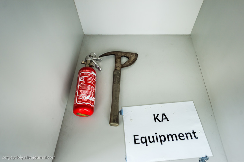 Как тренируют бортпроводников? 