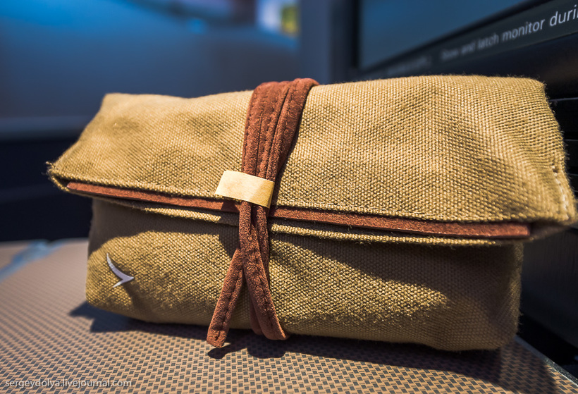 Как тренируют бортпроводников? 