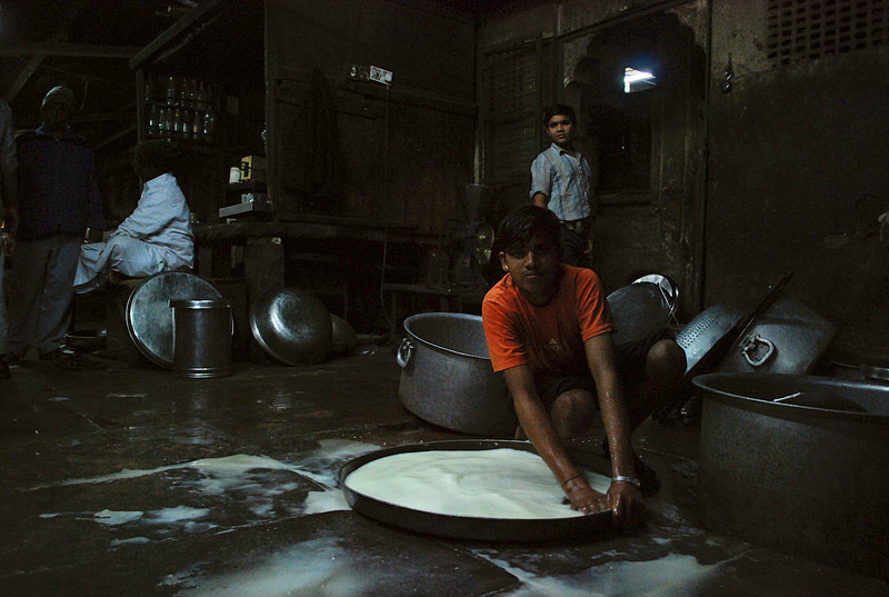 12 потрясающих фотографий людей на улицах Индии