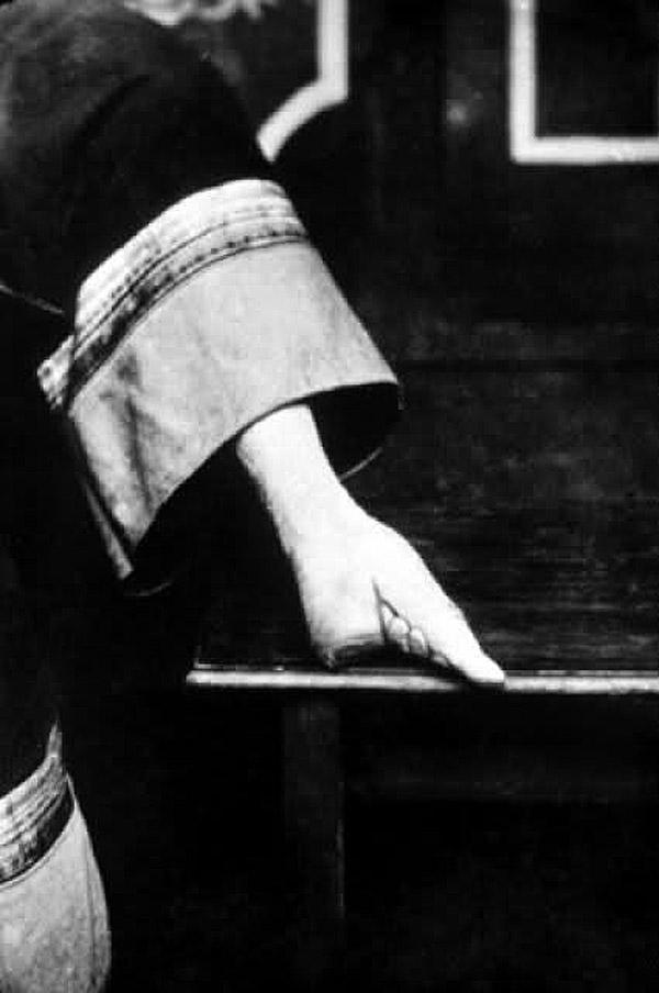 47 шокирующих снимков ног китайских «женщин-лотосов»