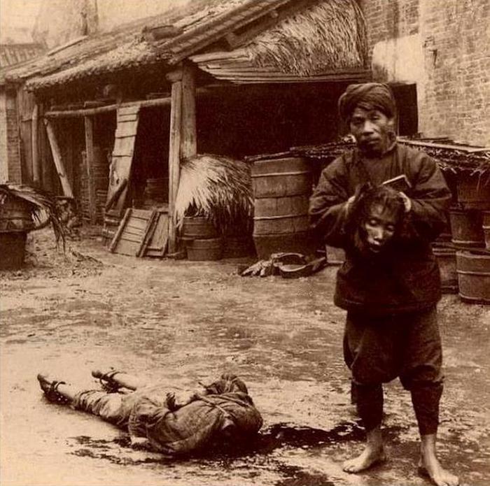 Блог - 15 жутких снимков наказаний и казней, существовавших в Китае 19 века 15 жутких снимков наказаний и казней, существовавших в Китае 19 века