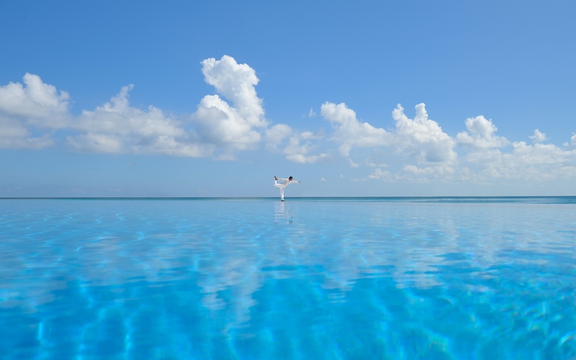 Блог - Утренняя йога в Velassaru Maldives Утренняя йога в Velassaru Maldives