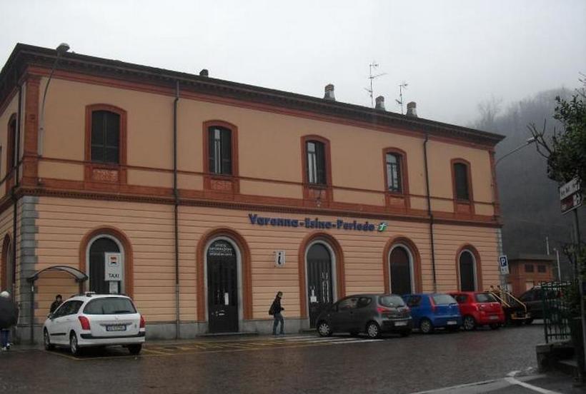 железнодорожный вокзал Varenna Esino