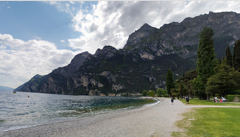 На берегу озера Гарда