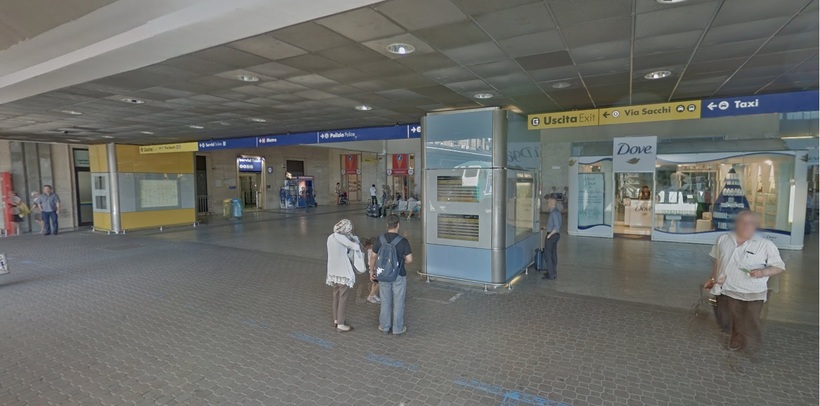 На железнодорожном вокзале в Турине