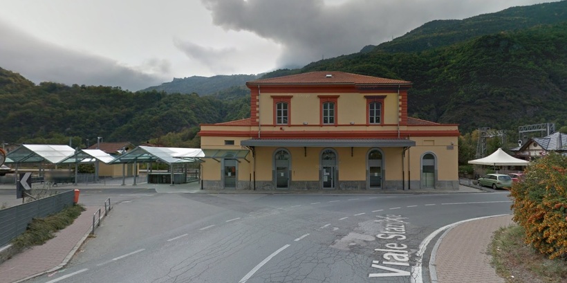 Вокзал в Шатийоне