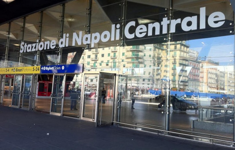 Станция Napoli Centrale