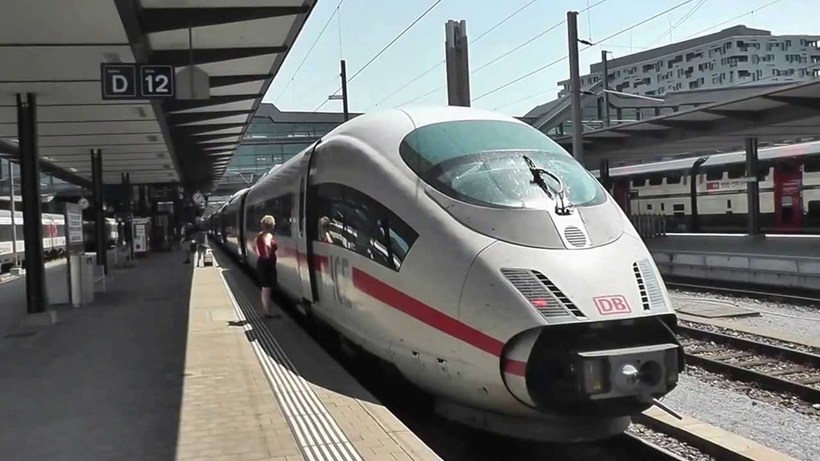 Скоростной поезд ICE: из станции Basel SBB через Фрайбург 