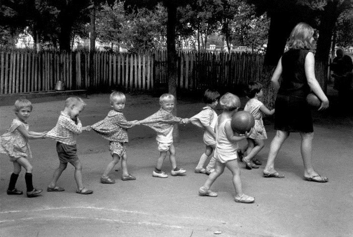 Блог - 15 честных снимков Евы Арнольд о жизни в СССР в 1966 году 15 честных снимков Евы Арнольд о жизни в СССР в 1966 году