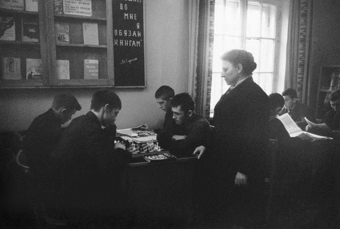 Блог - 15 честных снимков Евы Арнольд о жизни в СССР в 1966 году 15 честных снимков Евы Арнольд о жизни в СССР в 1966 году