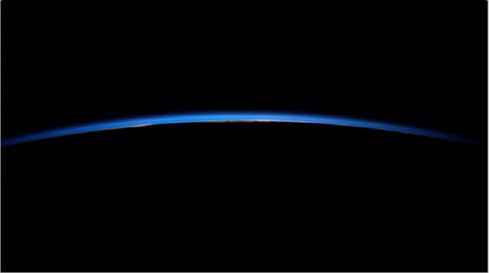 Блог - 15 космически прекрасных фото Земли, сделанных с борта МКС 15 космически прекрасных фото Земли, сделанных с борта МКС
