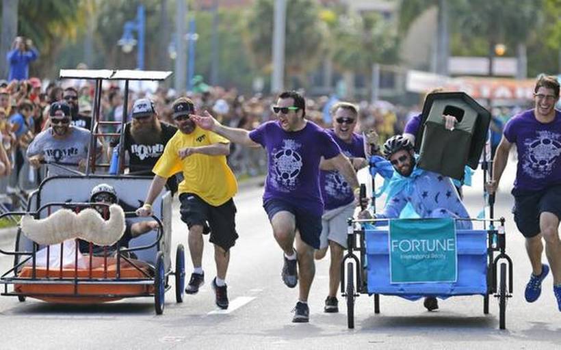 Great grove bed race