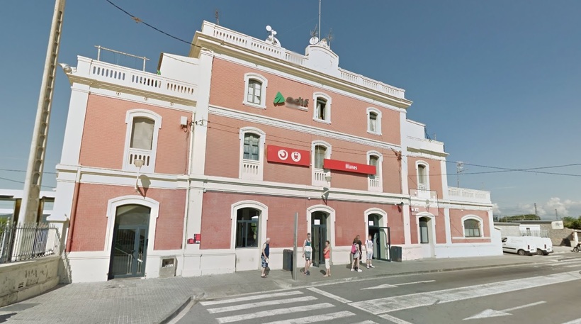 Вокзал в Бланесе