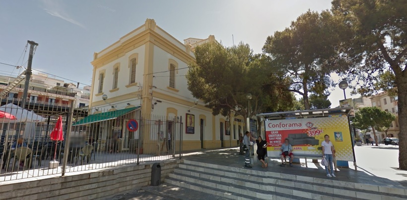 Вокзал в Ситжесе