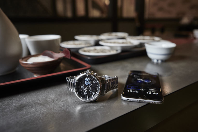 Casio представляет часы EDIFICE со встроенным циферблатом в виде земного шара