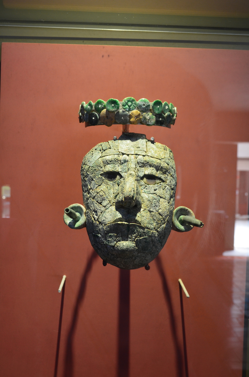 Маска красной королевы